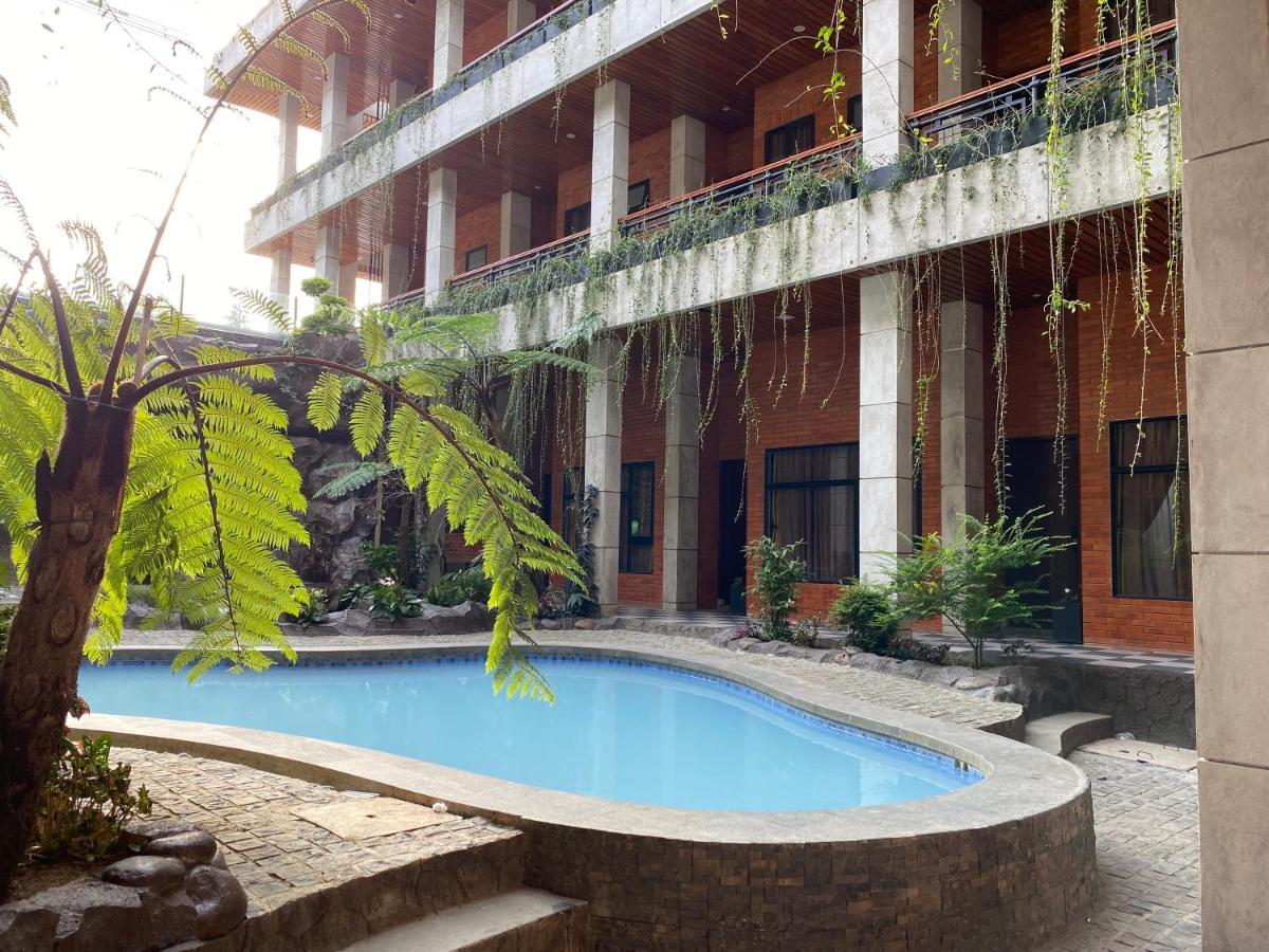 Pariban Hotel เบอราสตากี ภายนอก รูปภาพ